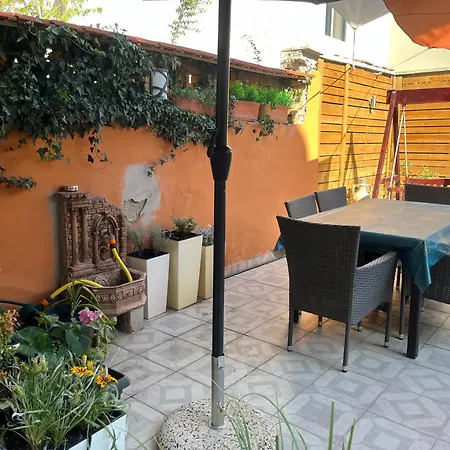 Diva Garden Apartment